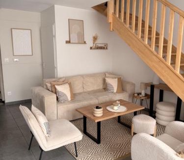 Ouest House | Chambre chez particulier proche circuit 24h