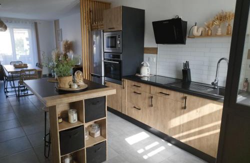 Ouest House | Chambre chez particulier proche du circuit 3