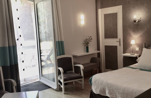 Saint-Germain-du-Puy Bed & Breakfast | Chambre d'Hôtes Le Domaine de Jacquelin