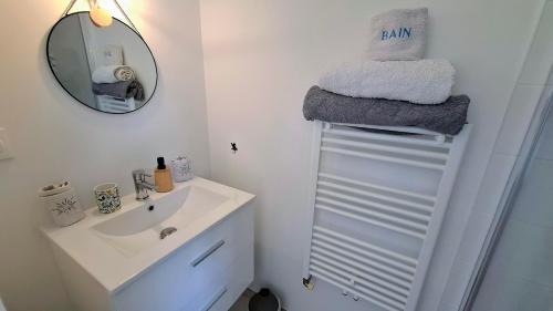 Saint-Pair-sur-Mer House | Chambre d'hôtes Nova, petit déjeuner en supplément 5 euros par personne