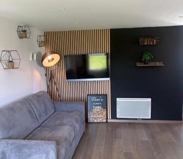 Amendeuix-Oneix Bed & Breakfast | Chambre d'Hôtes Arla Goxoki