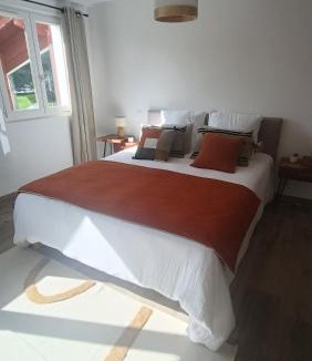 Ahetze Bed & Breakfast | Chambre d'hôtes Bidegaina