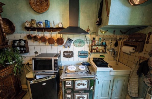Olliergues Bed & Breakfast | Chambre d Hôtes Bounty Avec Cuisine et Petit Déjeuner