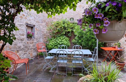 Moissat House | Chambre d'hôtes de charme La Pironine Auvergne
