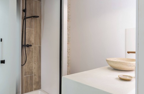 Landerneau Bed & Breakfast | Chambre d'hôtes EvasionBretonne 1/breakfast included/kitchen/wifi