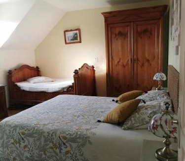 Villaines-la-Juhel Bed & Breakfast | Chambre d'hôtes Le Pot au Lait