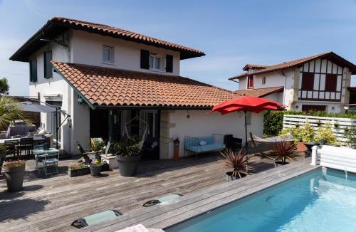 Ahetze Bed & Breakfast | Chambre d'hôtes Ganttipienea