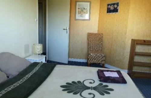 Kerroch Bed & Breakfast | Chambre dans Maison fleurie et calme