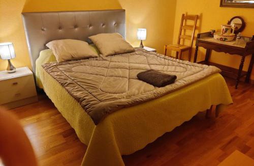 Chassagnes Bed & Breakfast | chambre dans une maison