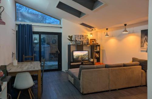 Roubaix House | Chambre dans une maison partagée - salle de bain privée - à côté du métro