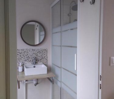 Camphin-en-Carembault House | Chambre discrète 2 à 3 pers