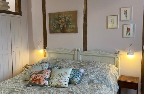 Celon Bed & Breakfast | Chambre et table d'hôte - Domaine de la Besse