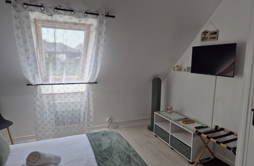 Le Cloitre-Saint-Thegonnec Bed & Breakfast | Chambres d'hôtes"Chez Ninie" au pied des Monts d'Arrée. (2 chambres,4 personnes)
