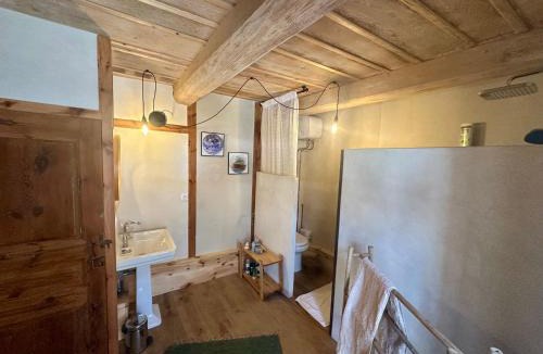 Le Monastier-sur-Gazeille House | Chambres des remparts de l abbaye