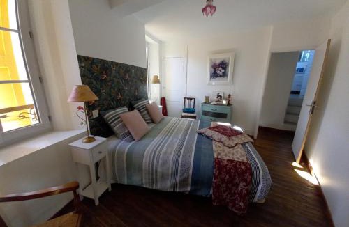 Saint-Germain-de-Calberte Bed & Breakfast | Chambre Bleue - Ostau la Lutz