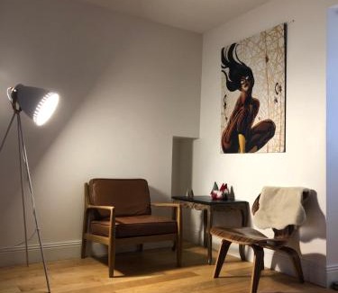 Saint-Aubin-du-Cormier House | Chambre indépendante au Manoir de la Célinais côté cour