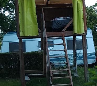 Marcilly-sur-Vienne Other | Chambre insolite