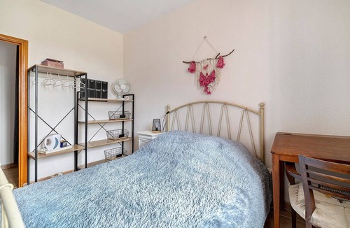 Monclar-de-Quercy Bed & Breakfast | Chambre Jardin – 12m², accessible guest room for 2 in Monclar-de-Quercy