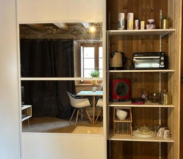 Arc-sous-Cicon House | Chambre privée au cœur de la forêt