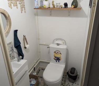Nevers House | Chambre privée avec espaces partagés chez la famille d'Anthony