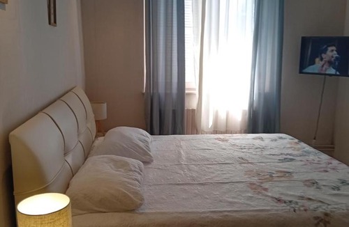 Commentry House | Chambre Privée Calme et Indépendante