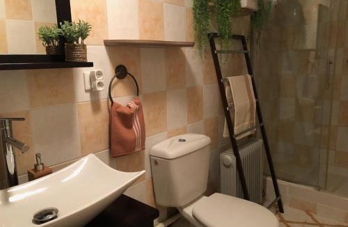 Mirefleurs House | Chambre privée MIREFLEURS