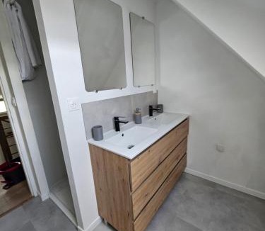 Ruaudin Bed & Breakfast | Chambre S proche circuit 24H