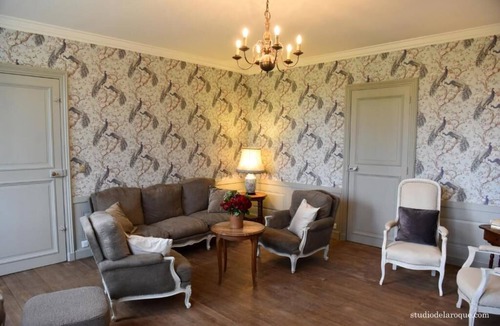 Sanxay Bed & Breakfast | Chambre Sansonnet, exceptional view and privileged access to Domaine de la Briouse