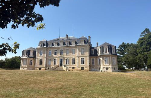 Chazemais House | chambre zen château de la Bouchatte