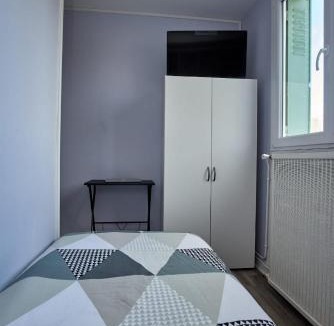 Nevers Apartment | Chambres à louer cuisine salle de bain commune