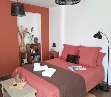 Ploubalay Bed & Breakfast | Chambres d'Hôtes des Hirondelles