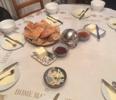 Chaumes-en-Brie Bed & Breakfast | CHAMBRES D HÔTES Chez Françoise et Michel PISCINE 4 chambres 8 lits