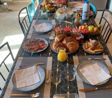 Tuchan Bed & Breakfast | Chambres d'hôtes climatisées Les maisons de Gaïa