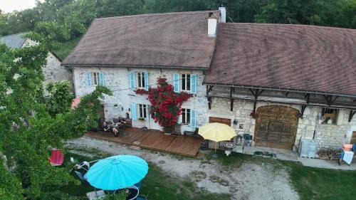 Ceyzerieu Bed & Breakfast | Chambres d'hôtes des Deux Lacs