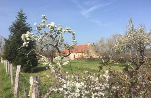 Herisson Bed & Breakfast | chambres d'hôtes Domaine les Grands Pérons