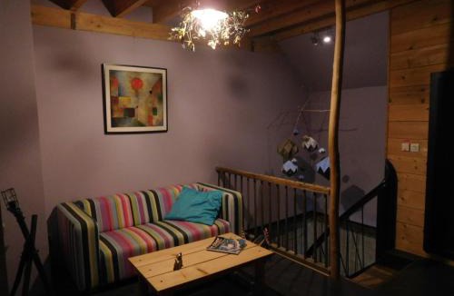 Allouis Bed & Breakfast | Chambres d'hôtes Ferme de Sardonnet