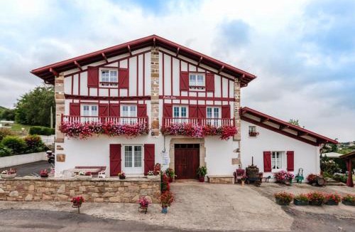 Urrugne Bed & Breakfast | Chambres d'hôtes MANTTU