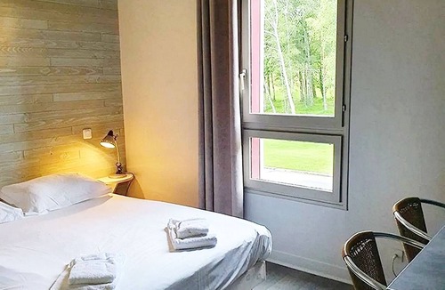 Aubazine Hotel | Chambres de séjour et brasserie du Coiroux