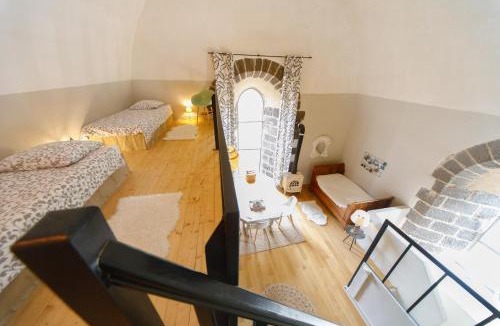 Vieille-Brioude Bed & Breakfast | Chambres et maisons d'hôtes du Prieuré de la Bajasse - Le 1150
