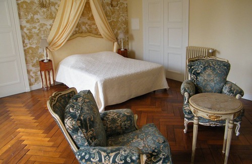 Saint-Martin-des-Entrees Bed & Breakfast | Chambres d'hôtes Château de Damigny