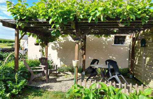 Beaumont-Pied-de-Boeuf Bed & Breakfast | Chambres La Guéjaillière