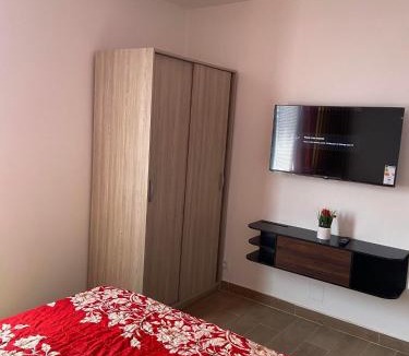 Prayssac Bed & Breakfast | Chambres pour 1 ou 2 personnes