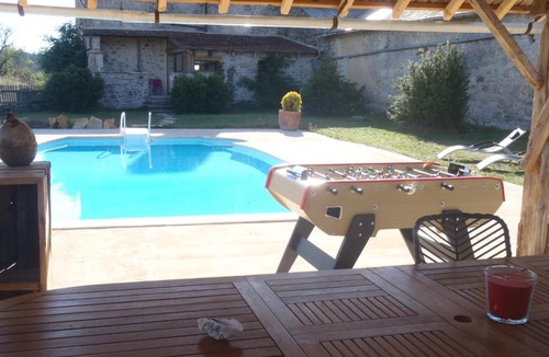 Mostuejouls Bed & Breakfast | chambres sur Domaine avec piscine en pleine nature
