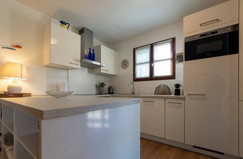 Salles Villa | Champagne 6p - Three Bedroom Villa, Sleeps 6