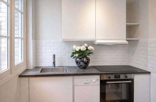 8th Arrondissement Apartment | Champs-Elysées - Prestige flat with lift Matignon