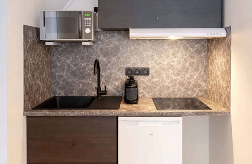 8th Arrondissement Apartment | Champs-Elysees stunning family flat