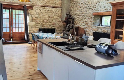 Viverols House | Character house