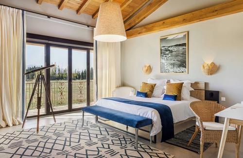 Elne House | Character villa between sea and mountains