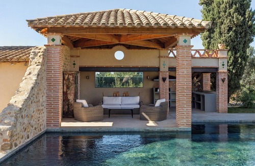 Elne House | Character villa between sea and mountains