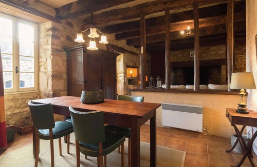 Montclera House | Characteristic holiday home with 4 ha grounds and lovely view.